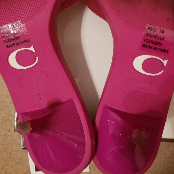 Shoes - Picture 3 of 8